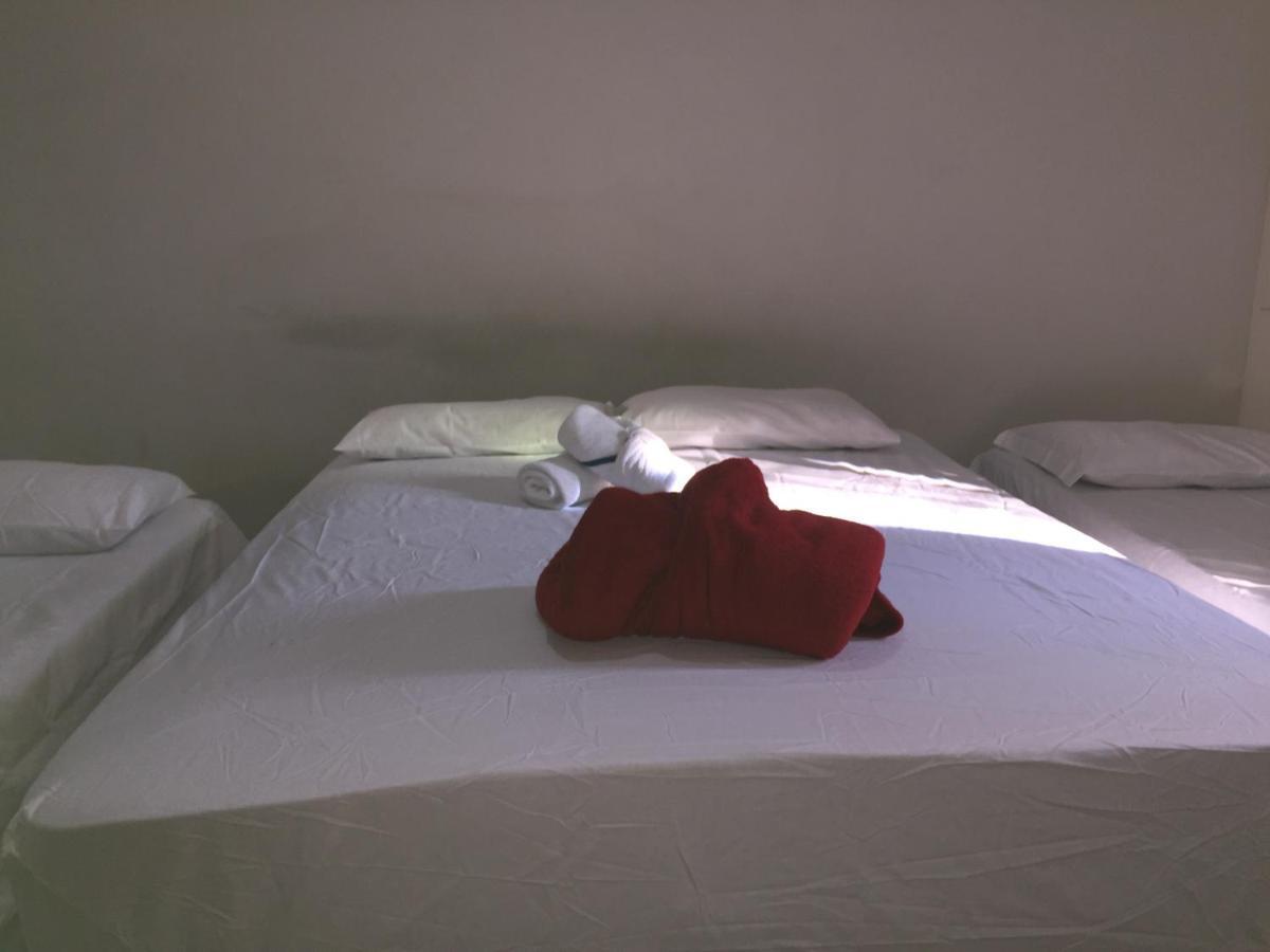Divinópolis Hostel Assis מראה חיצוני תמונה